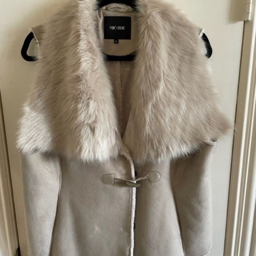 Nic + Zoe Taupe Faux Suede Vest with Faux Fur collar - size XL